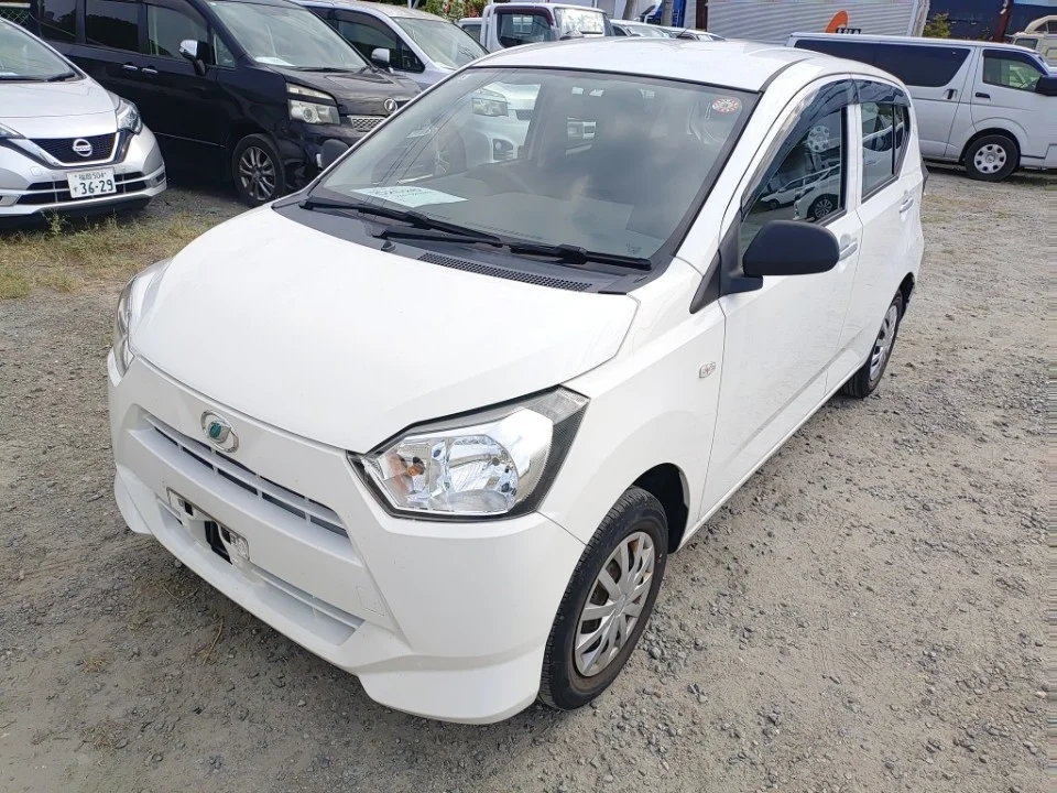 Daihatsu Mira e:S LA350S 2021